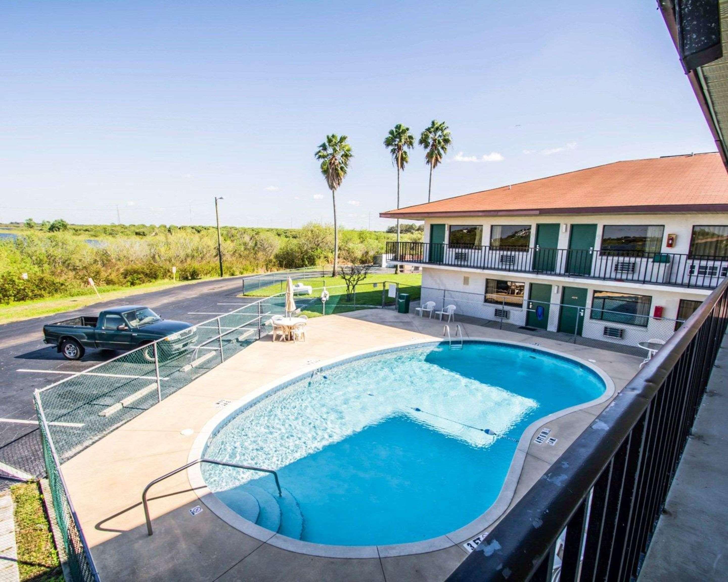 Econo Lodge Sebring Avon Park Exterior photo